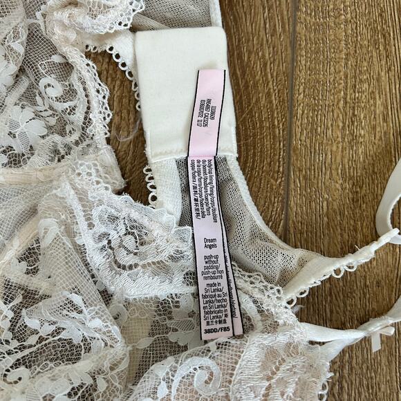 Victoria Secret Dream Angels Underwire Push Up Bra Size 38DD Lace Creamy White - Picture 7 of 7